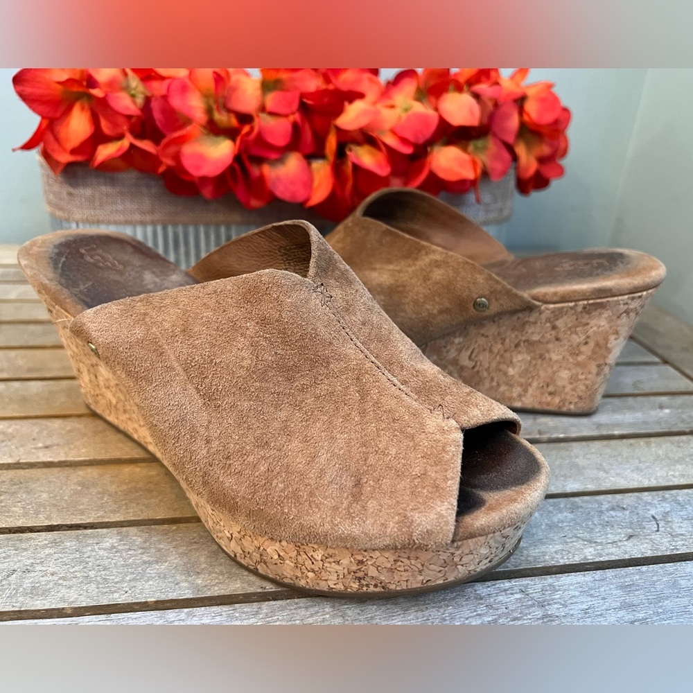 UGG Dominique Cork Peep Toe Sandals Platform Wedge Suede Leather Women's 8.